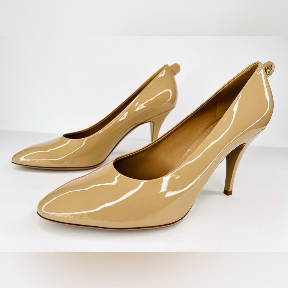 Salvatore Ferragamo Judy Patent Leather Gancini Logo Pumps Size US 11.5 C
